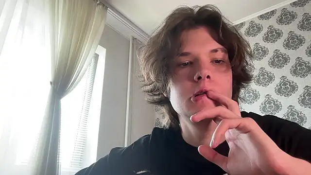 Show modela tomasdickpick na web-kameri