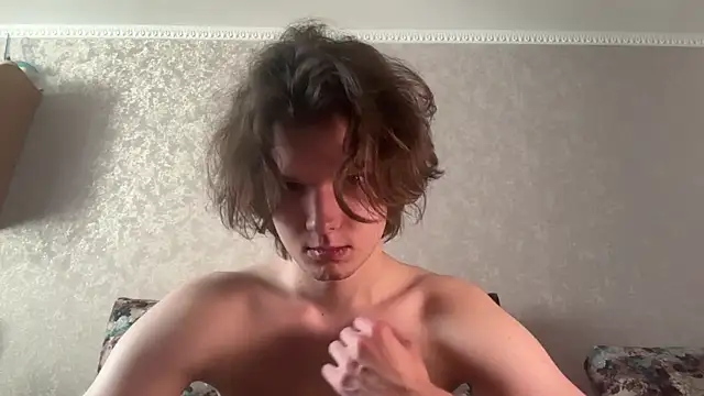 Show modela tomasdickpick na web-kameri
