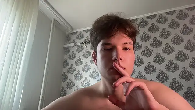 Show modela tomasdickpick na web-kameri