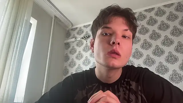 Show modela tomasdickpick na web-kameri