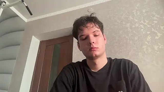 Show modela tomasdickpick na web-kameri