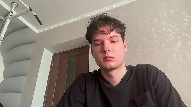 Show modela tomasdickpick na web-kameri