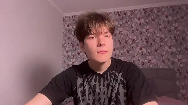 Show modela tomasdickpick na web-kameri
