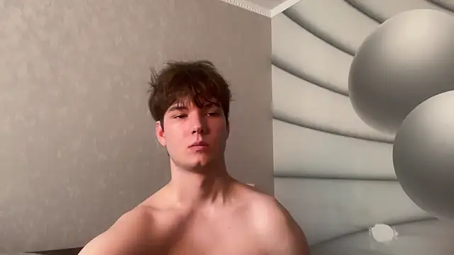 Show modela tomasdickpick na web-kameri