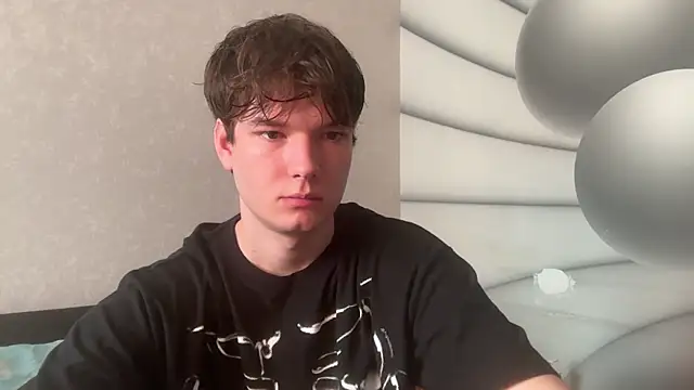 Show modela tomasdickpick na web-kameri