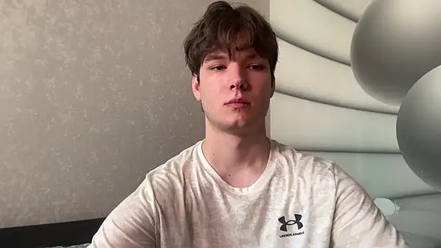 Show modela tomasdickpick na web-kameri