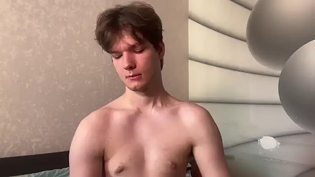 Show modela tomasdickpick na web-kameri