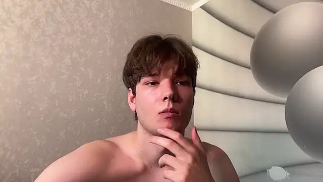 Show modela tomasdickpick na web-kameri