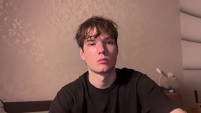 Show modela tomasdickpick na web-kameri