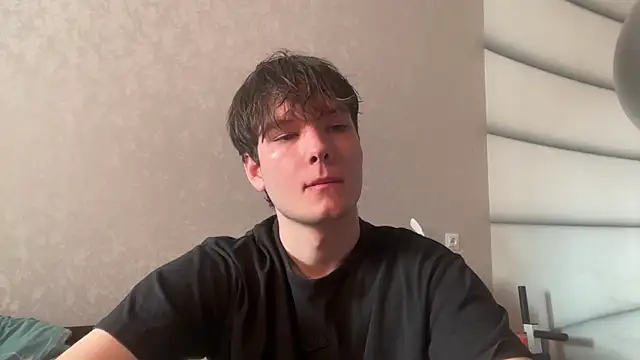 Show modela tomasdickpick na web-kameri