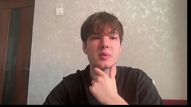 Show modela tomasdickpick na web-kameri