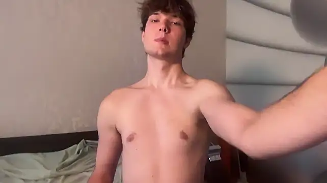 Show modela tomasdickpick na web-kameri