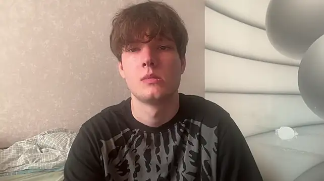 Show modela tomasdickpick na web-kameri