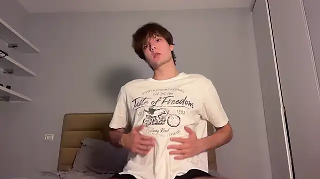 Show modela tomasdickpick na web-kameri