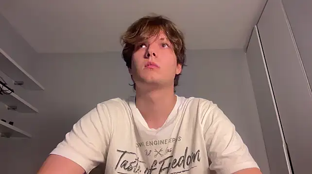 Show modela tomasdickpick na web-kameri