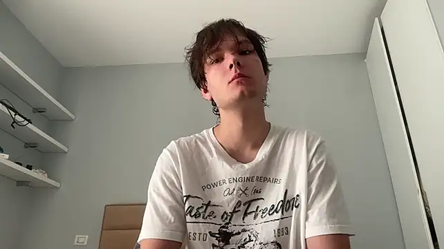 Show modela tomasdickpick na web-kameri