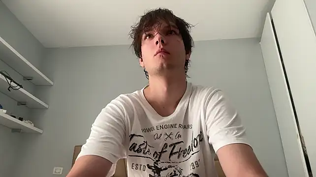 Show modela tomasdickpick na web-kameri