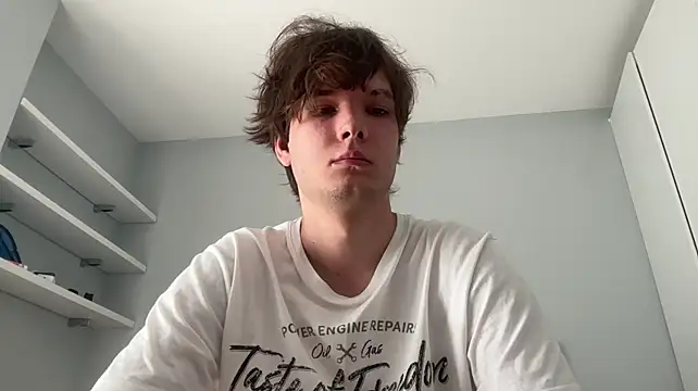 Show modela tomasdickpick na web-kameri