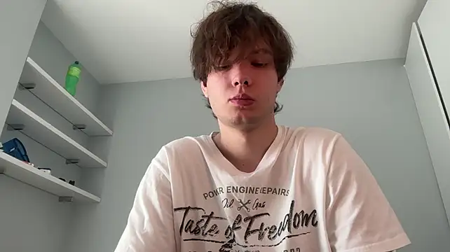 Show modela tomasdickpick na web-kameri