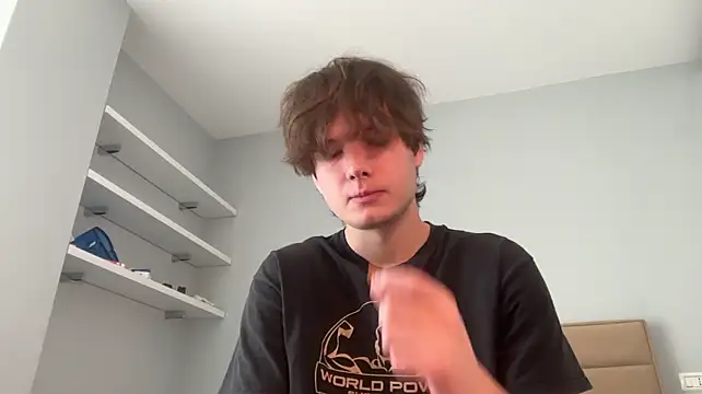 Show modela tomasdickpick na web-kameri