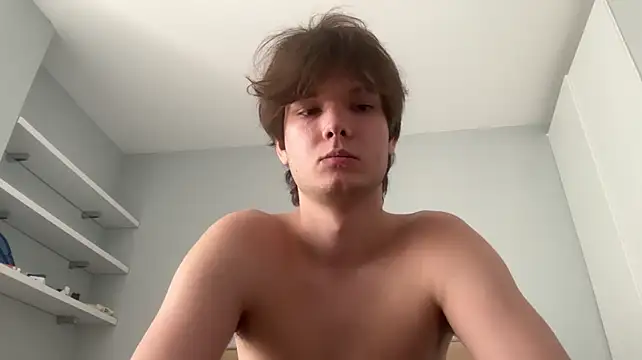 Show modela tomasdickpick na web-kameri