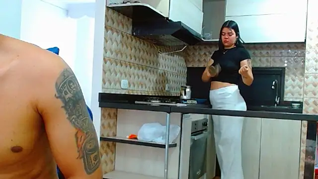big--boss Adlı Modelin Web Kamerası Şovu