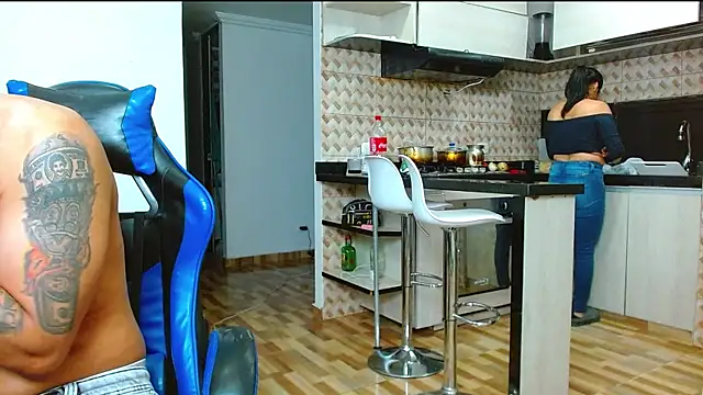 big--boss Adlı Modelin Web Kamerası Şovu