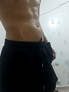 qamar97's Webcam Show