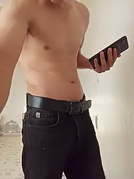 qamar97 webkamerás műsora