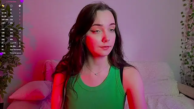 Chat XXX en directo de KaraNeagle