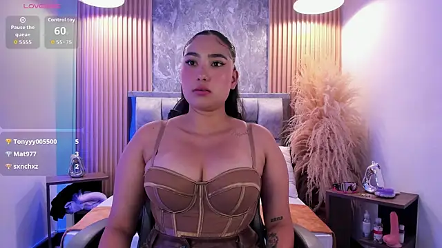 Sulay_Kim's Live XXX Chat