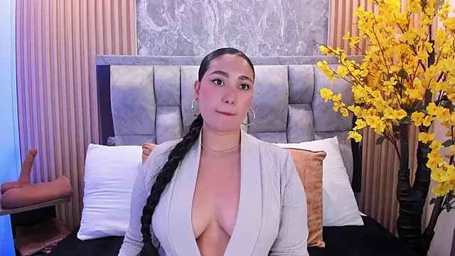 XXX chat uživo modela Sulay_Kim