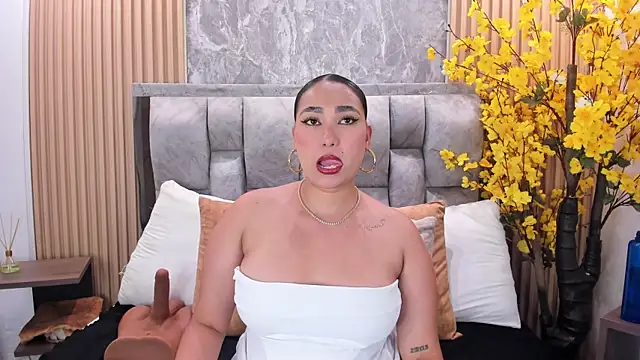 Chat +18 de Sulay_Kim ao vivo