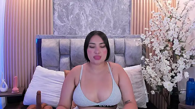 Živý XXX chat Sulay_Kim