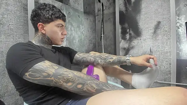 Gury_tattoo – Live XXX-chat