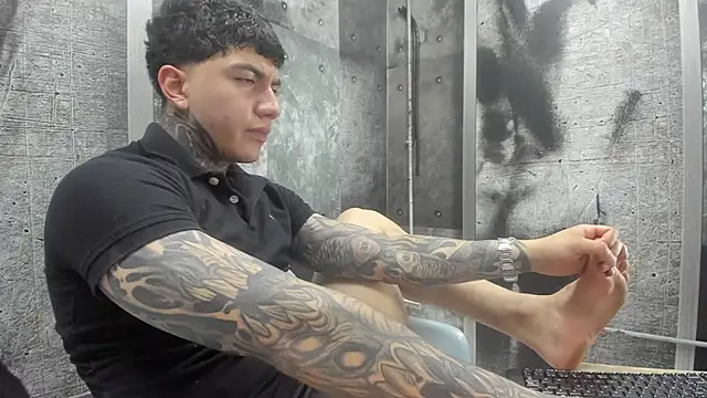 Gury_tattoo live XXX chat