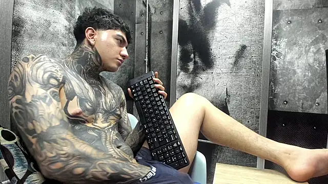 Gury_tattoo's Live XXX Chat