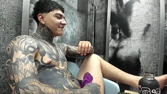 Gury_tattoo 在線直播表演