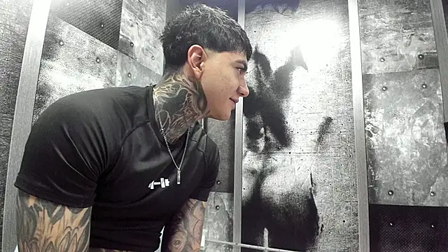 عرض كام Gury_tattoo