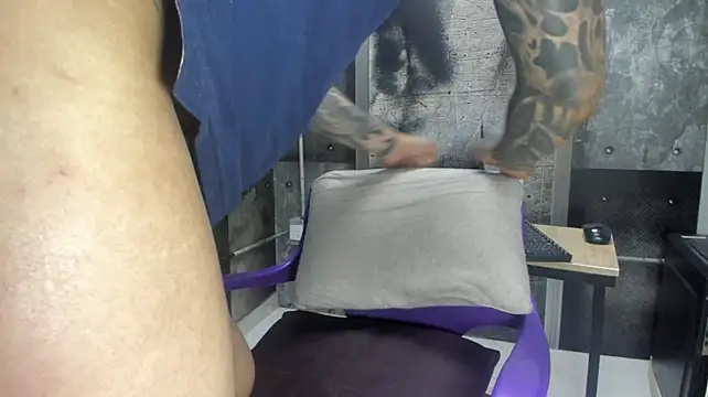 Gury_tattoo – Live XXX-chat