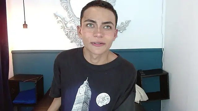 romeo_laurient Adlı Modelin Web Kamerası Şovu