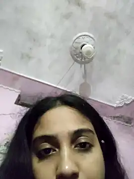 ALIZA_FENDY's Webcam Show