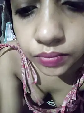 ALIZA_FENDY's Webcam Show