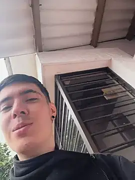 عرض كام Maison_Laurent_x