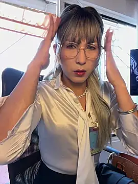 conny_latina 网络视讯表演