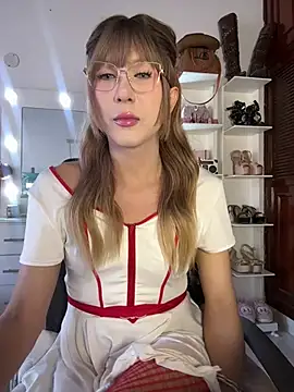 Show modela conny_latina na web-kameri