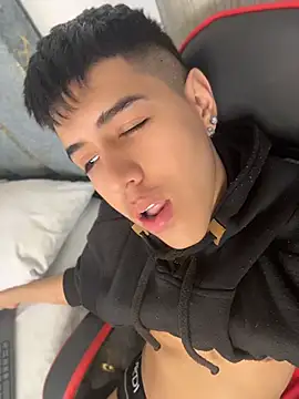 Angel_khouri_ Pertunjukan Webcam
