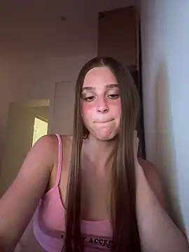 BellMeow_ live XXX chat