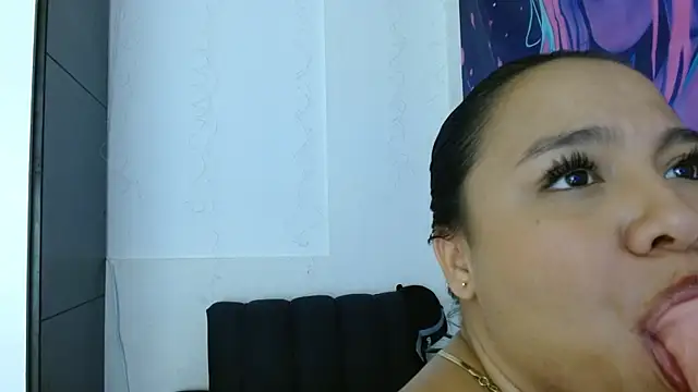 alessialux's Live XXX Chat