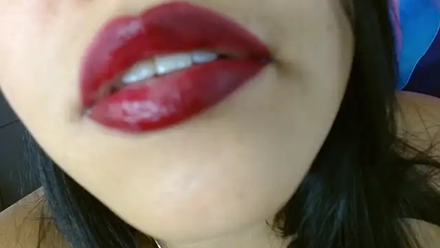 Živý XXX chat alessialux